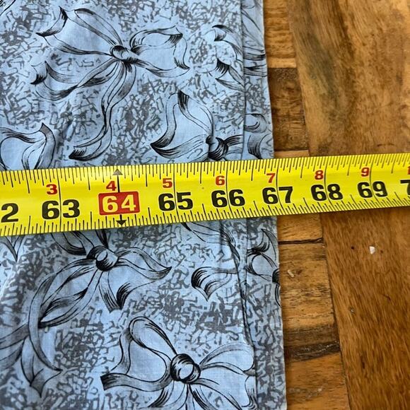 Handmade Fan Quilt Patchwork Floral Pattern Reversible 71.5"x 67" - Picture 14 of 16